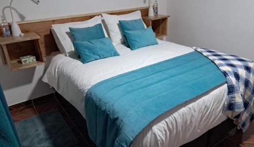 Double Room with Private Bathroom