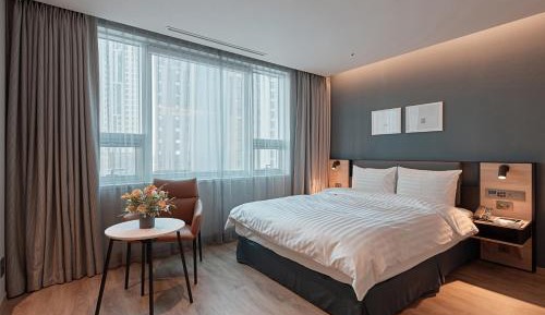 WEST Tower Superior (Residence/Standard/Double)
