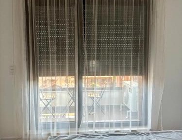 Deluxe One-Bedroom Apartment