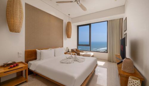 Two-Bedroom Apartment with Ocean View