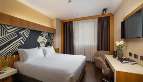 Superior King Room