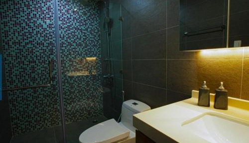 Two-Bedroom Apartment with Pool View