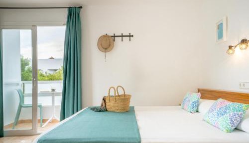 Superior Double or Twin Room with Garden View