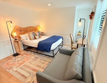 Queen Suite