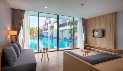 Two-Bedroom Pool Access Suite