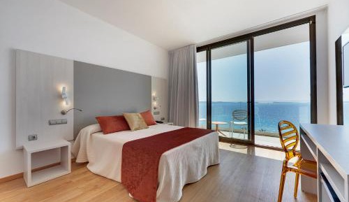 Twin Room with Sea View