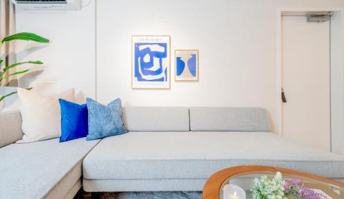 One-Bedroom Apartment - Non-Smoking