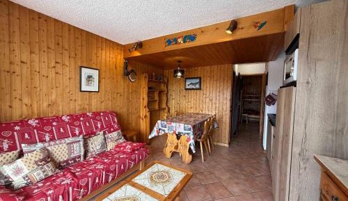 Apartment (6 Adults)
