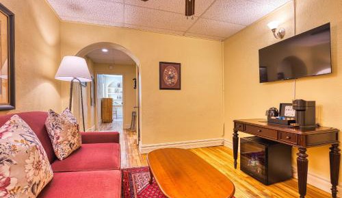 One-Bedroom Suite