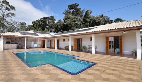 Three-Bedroom Holiday Home 