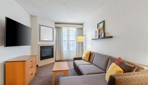 Two-Bedroom Suite