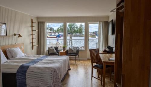 Double Room with Lake View
