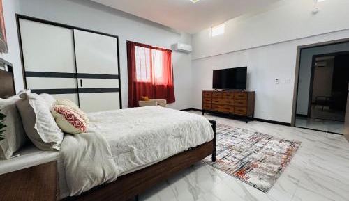 Queen Room