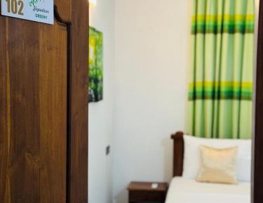Comfort Triple Room with Shower