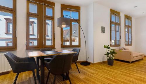 Superior One-Bedroom Apartment