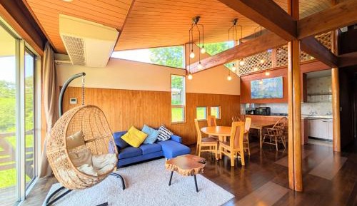 Three-Bedroom Holiday Home 