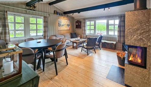 Three-Bedroom Holiday Home 