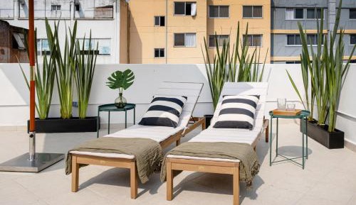 Two-Bedroom Deluxe Apartment