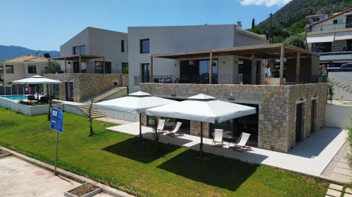 One-Bedroom Apartment - Sea Side