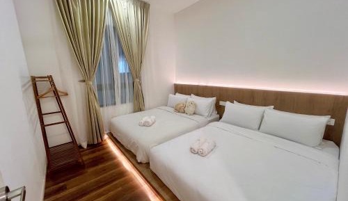 Deluxe One-Bedroom Apartment
