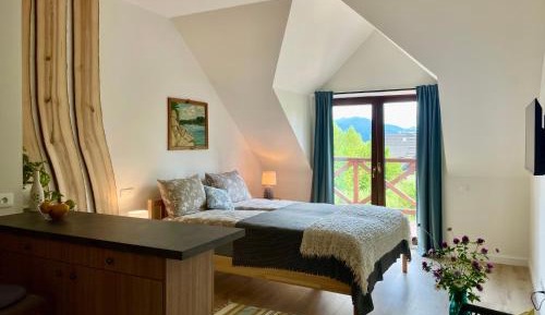 King Room with Mountain View