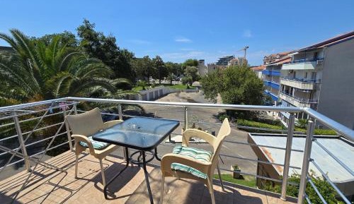 Apartment with Terrace