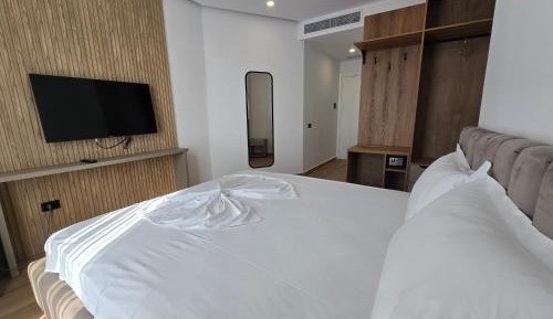 Double Room with Mountain View