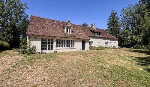 Four-Bedroom Holiday Home
