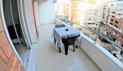 One-Bedroom Deluxe Apartment