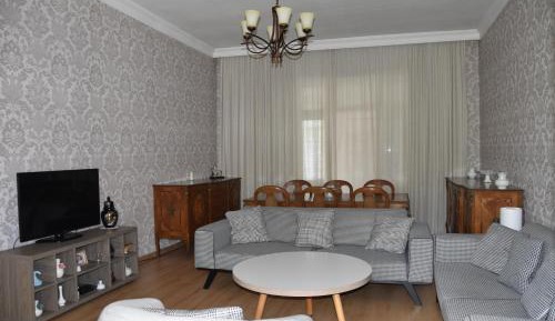 One-Bedroom House