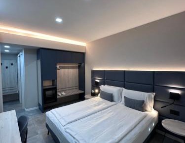Double or Twin Room with Garden View