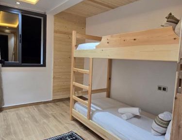 Mixed Dormitory Room