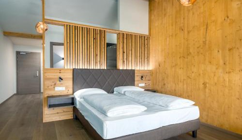 Junior Suite with Mountain View