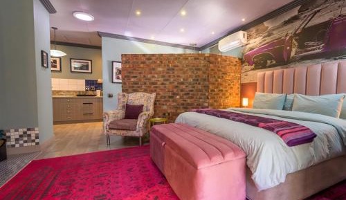 Luxury King Room
