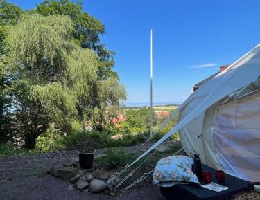 Tent IIII