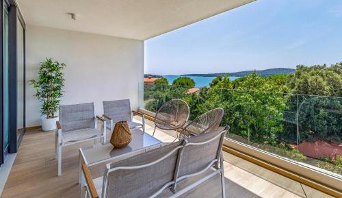 Six-Bedroom Holiday Home