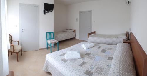 Triple Room with Balcony