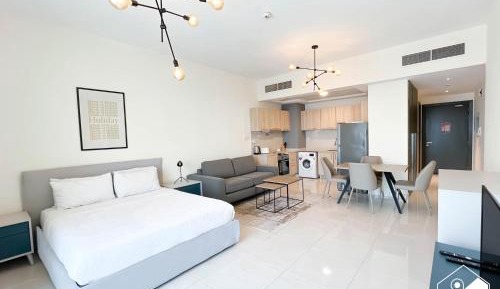 Studio Apartment with Balcony