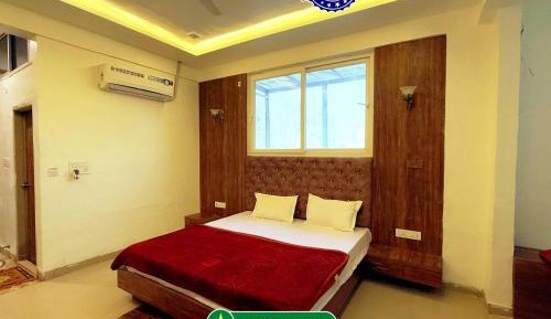 Superior Family Room