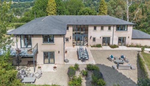 Six-Bedroom House