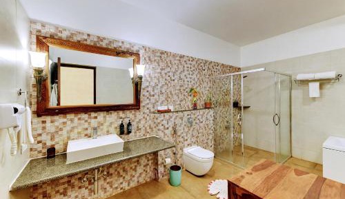 Suite with Garden