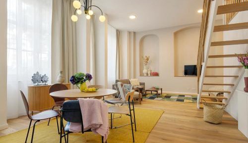 Studio - Split Level