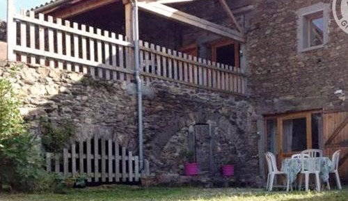 Holiday Home (5 Adults)