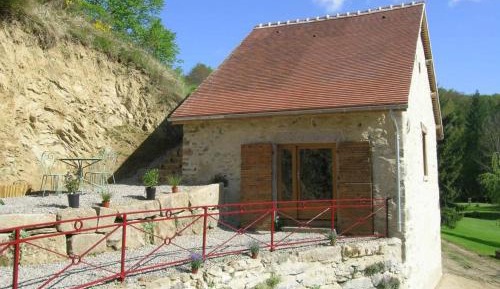 Holiday Home (2 adults)