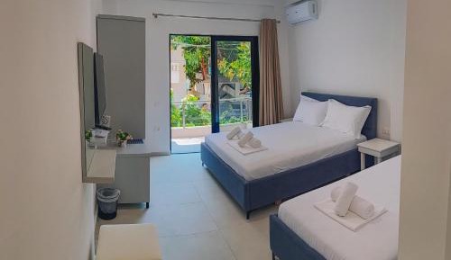Triple Room with Balcony
