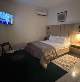 Deluxe Single Room