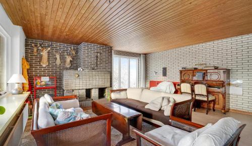 Two-Bedroom Holiday Home