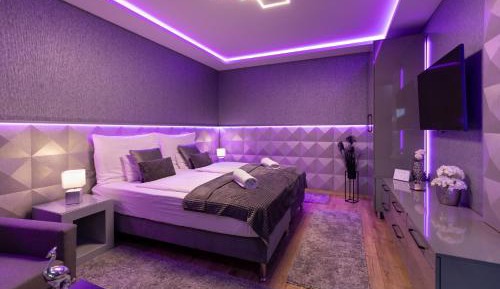 Studio Apartment with Balcony