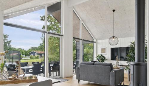 Five-Bedroom Holiday Home