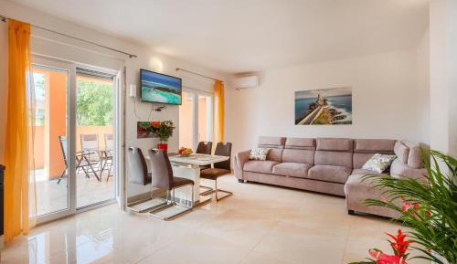 Four-Bedroom Holiday Home